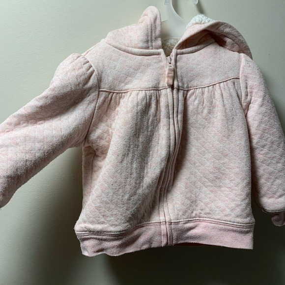 4/30$ Carter’s teddy sweatshirt 18months - Picture 2 of 5